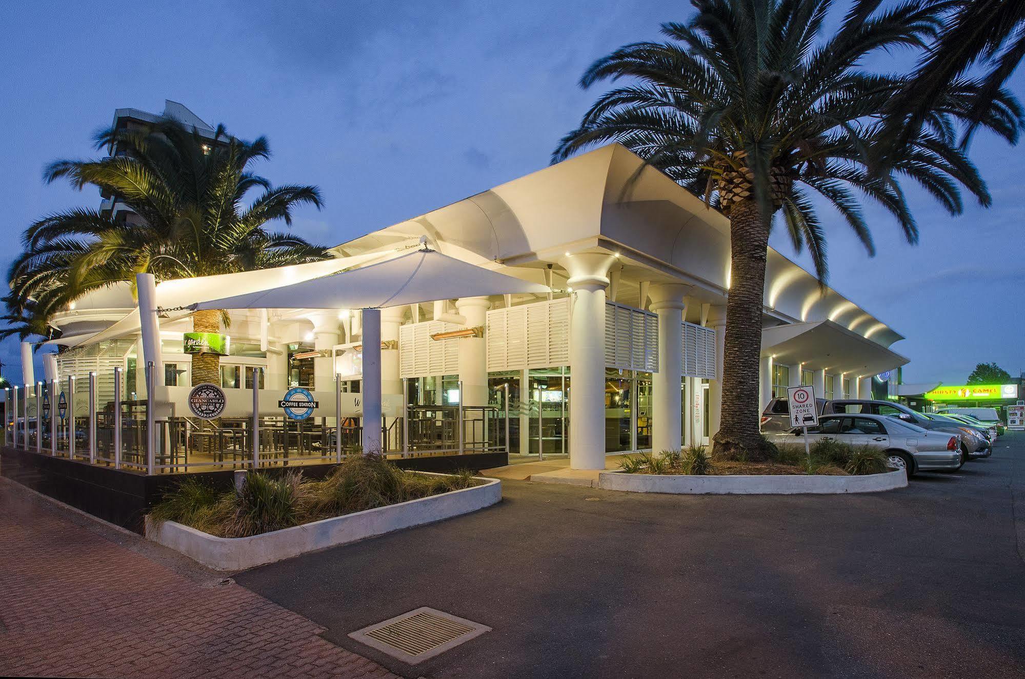 Nightcap At Watermark Glenelg Adelaide Buitenkant foto