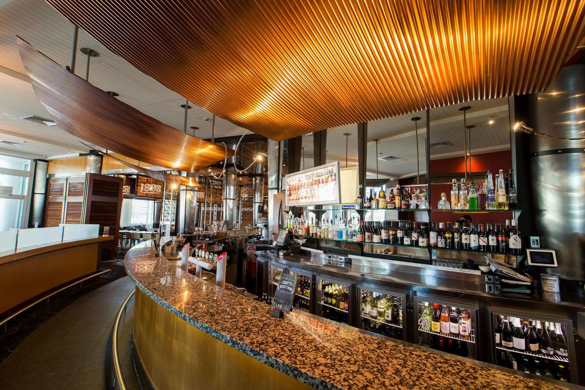 Nightcap At Watermark Glenelg Adelaide Buitenkant foto