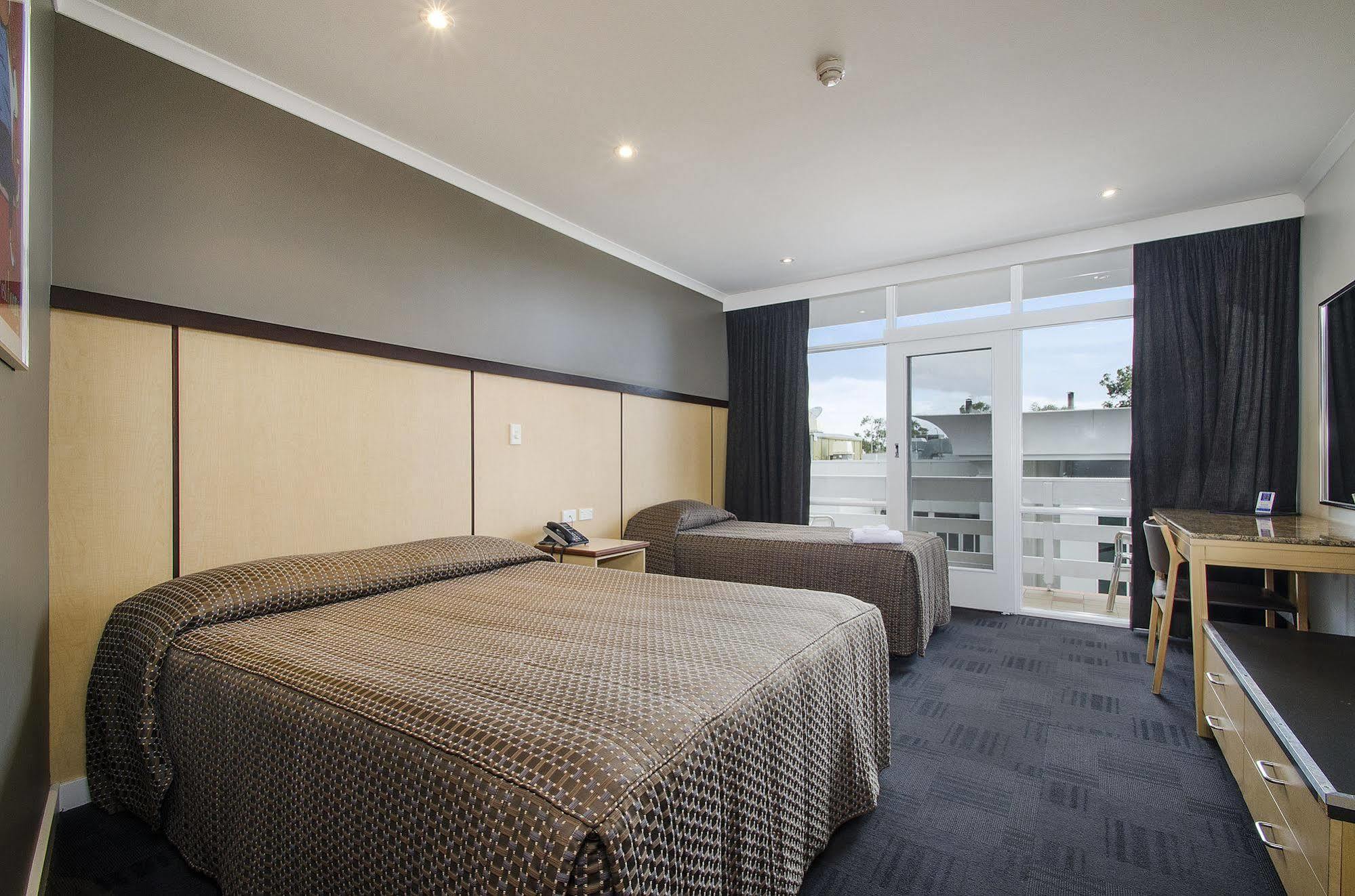 Nightcap At Watermark Glenelg Adelaide Buitenkant foto
