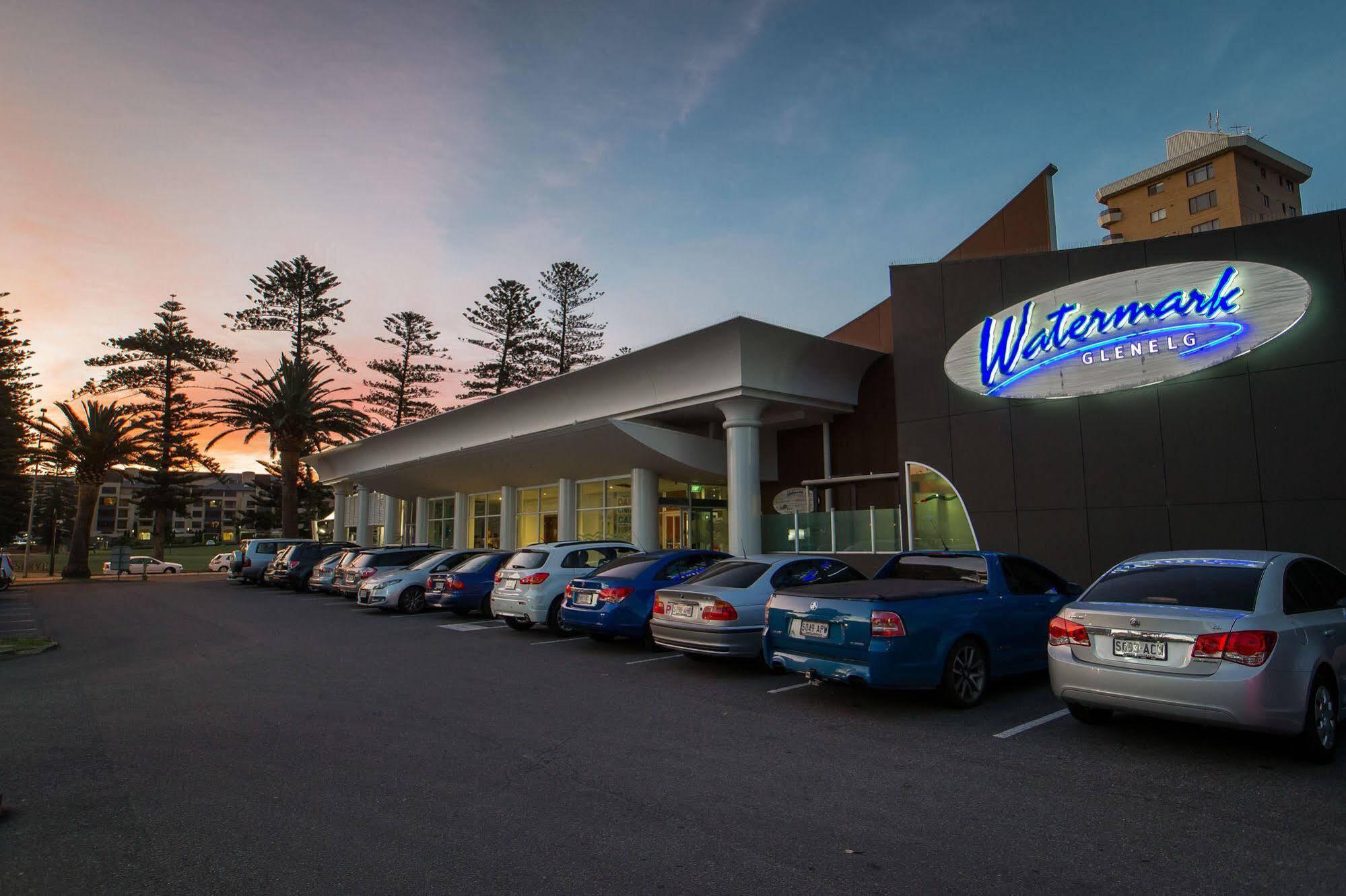 Nightcap At Watermark Glenelg Adelaide Buitenkant foto